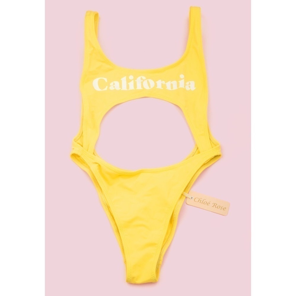 Chloe Rose Yellow Cutout Swimsuit Swim Women’s One Piece Bathing Suit Large NEW